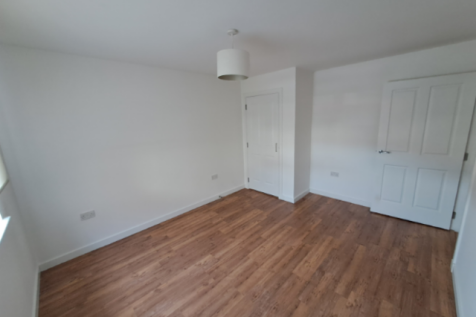 6 Ellerslie Path 1/3 Bedroom 1