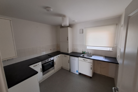 6 Ellerslie Path flat 1/3 Kitchen