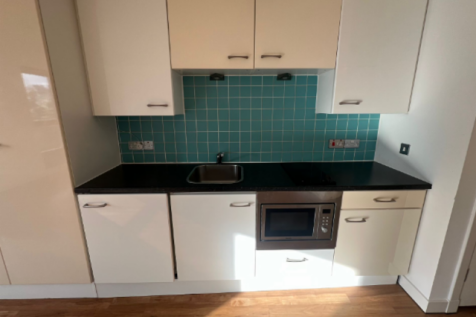 Studio Kitchen