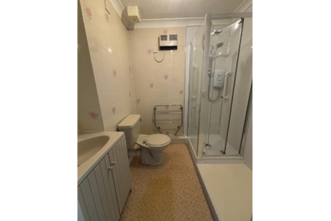 Flat 34 - Bathroom
