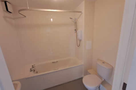 8 Ellerslie Path