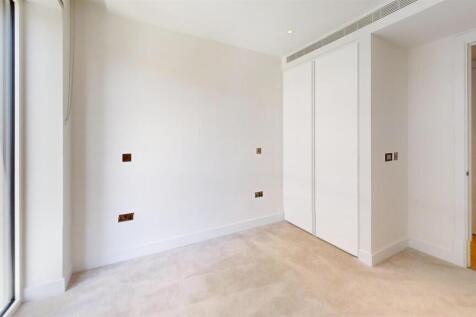 Cascades-White-City-Bedroom 2.jpg