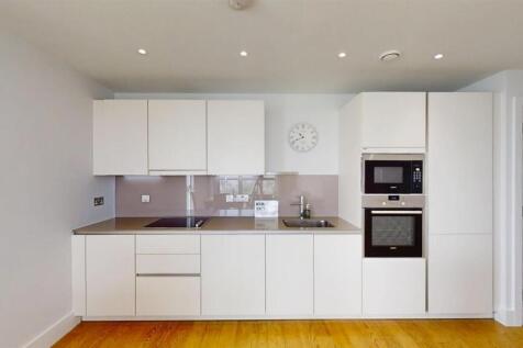 121-Upper-Richmond-Road-Putney-05052025_123635.jpg