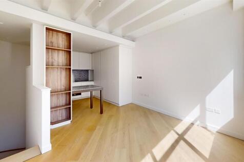 101-Wood-Lane-113-Living-Room.jpg