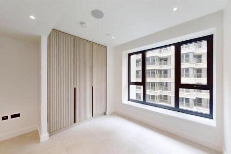Linear-Place-Nine-Elms-06092025_182009.jpg