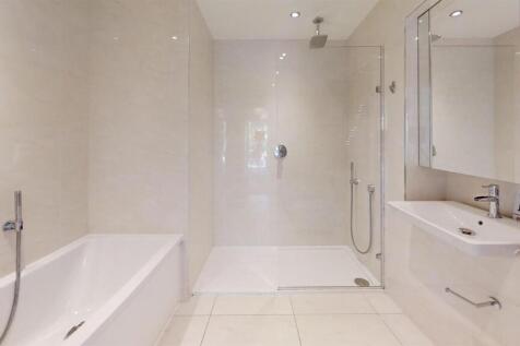 Emerald-Square-Roehampton-SW15-Bathroom 2.jpg