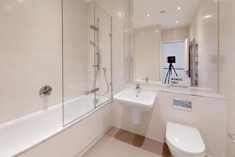 Emerald-Square-Roehampton-SW15-Bathroom.jpg