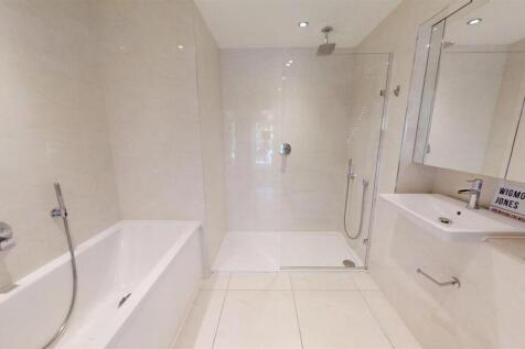 Emerald-Square-Roehampton-SW15-08262025_083554.jpg