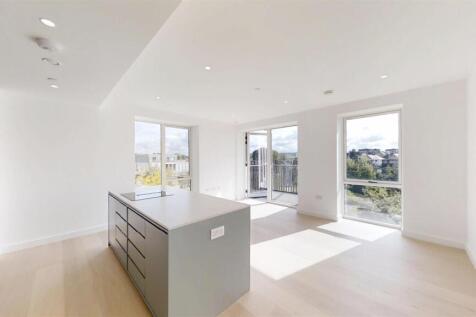 Parkview-Avenue-Brent-Cross-Town-09262025_141818.j