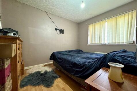 Bedroom 3.jpg