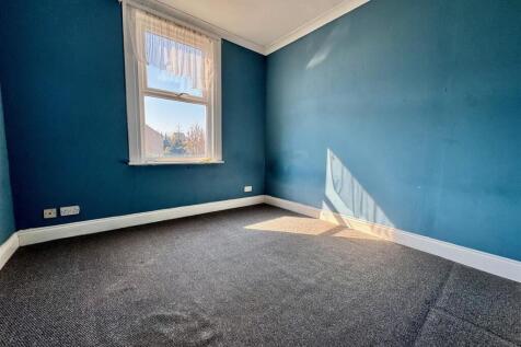 Bedroom 3.jpg