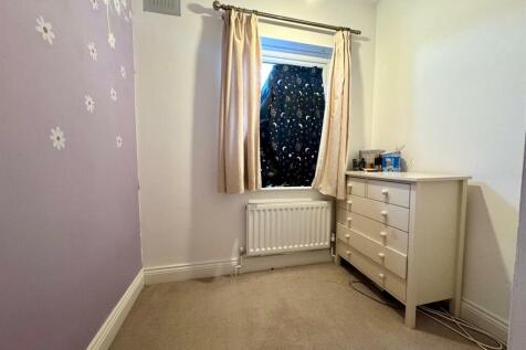 Bedroom 3.jpg