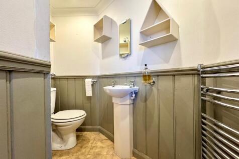 Downstairs WC.jpg