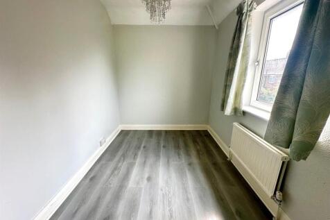 Samll room 2.jpg