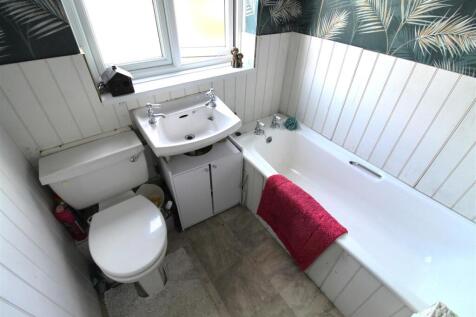bathroom.JPG