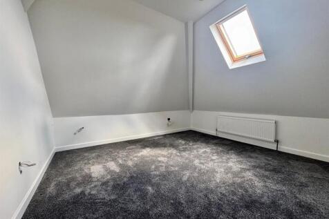 Bedroom 4.jpg