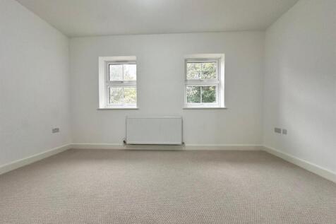 WhatsApp Image 2025-10-10 at 5.14.49 PM (7).jpeg