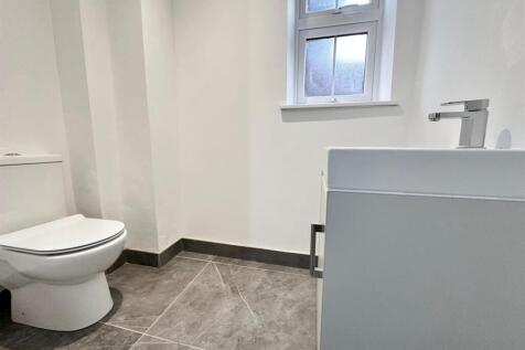 WhatsApp Image 2025-10-10 at 5.14.49 PM (8).jpeg