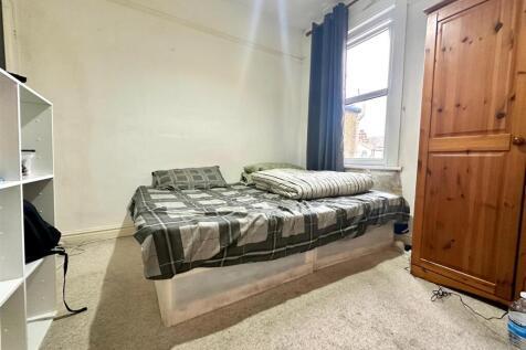 Bedroom 2.jpeg