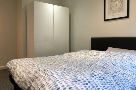 Bedroom 1.2.jpg