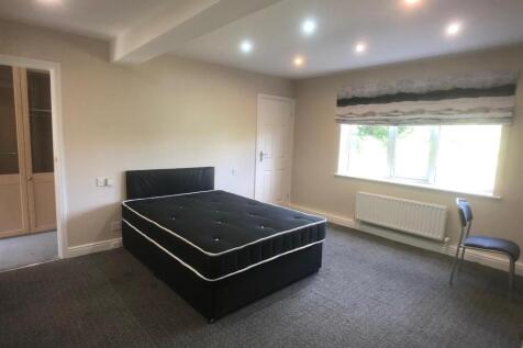 Bed 5.jpg