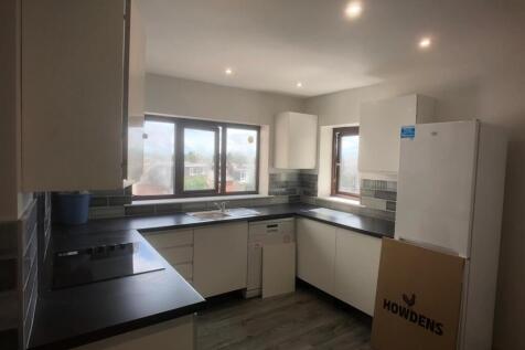 kitchen .1.jpg
