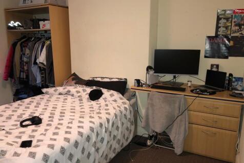 Bedroom 1.jpg