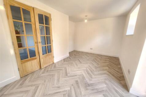 Reception Room2