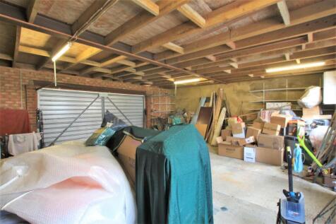 Triple Garage