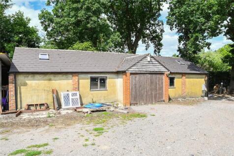 Garage/Workshop