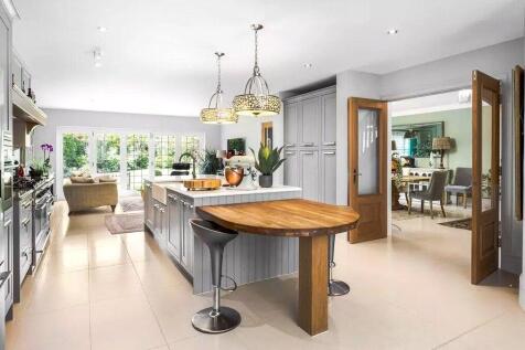 Kitchen/Dining