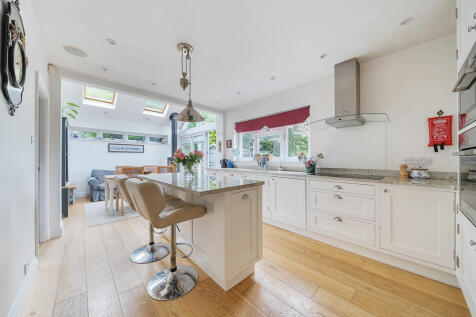 1326912-10-6888ec...