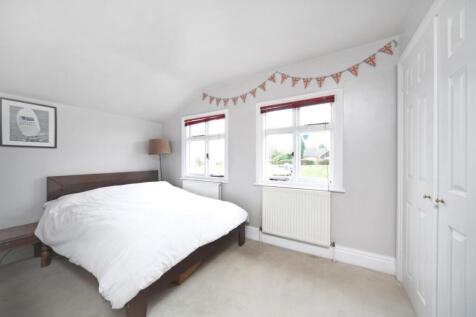 1&amp;2 Royal Cottage...