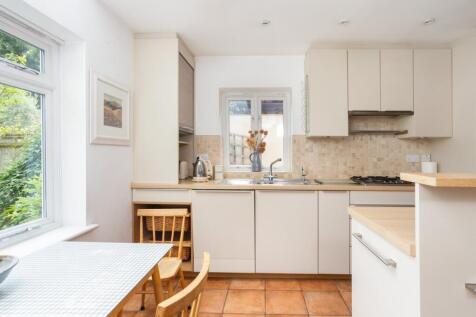 15 Mill Road 2840...