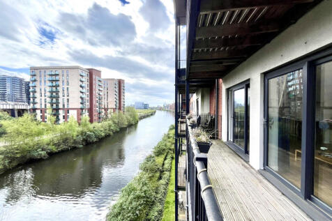 Wrap around balcony