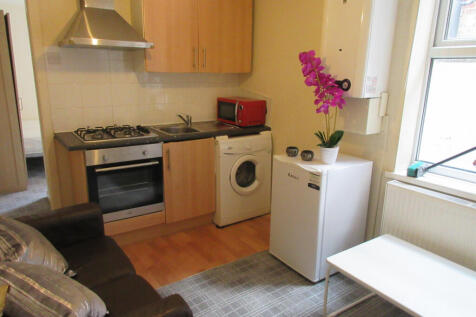 Lounge/Kitchen
