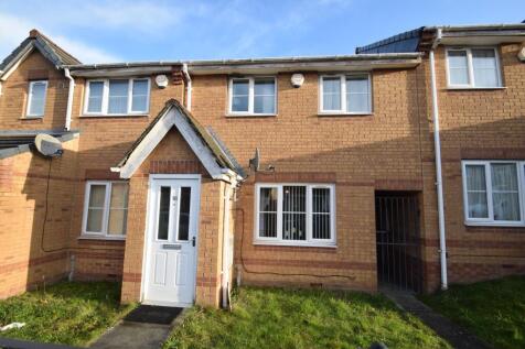 3 bedroom Semi Detached House for rent