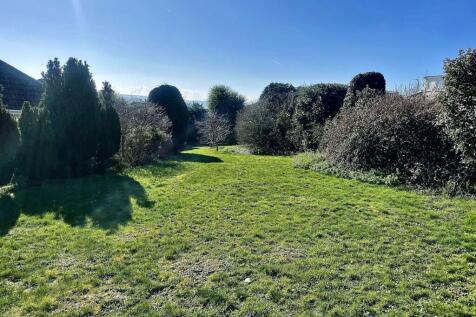 Gardens 1.jpg