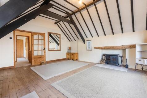 A14 - Paignton, The coach house - 250227.jpg