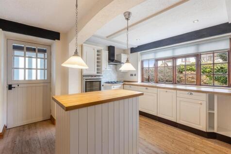 A06 - Paignton, The coach house - 250227.jpg
