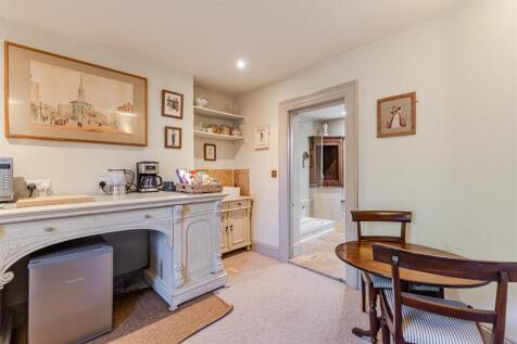 A29 - 52 Milton Street Brixham - 250411.jpg