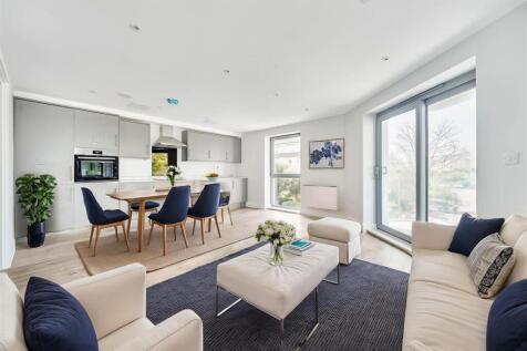 Dining Area.jpg