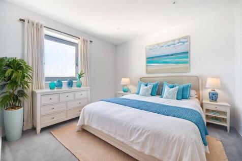 Bedroom. .jpg