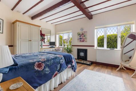 A22 - Brixham, Gramercy - 250528.jpg