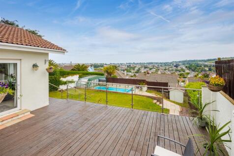 A05 - Pine Lodge Copythorne Road Brixham - 250609.