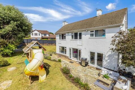 A08 - 20 Oxlea Close Torquay - 250714.jpg