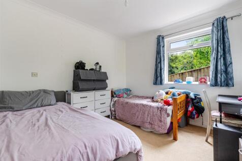A13 - Mead Way Lower Penns Road - 250723.jpg