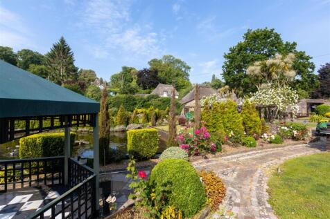 Rose Cottage Cockington Village Torquay-10.jpg