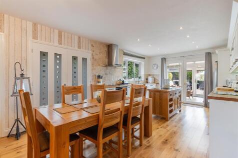 A17 - 83 Wheatlands Road, Paignton - 251001.jpg