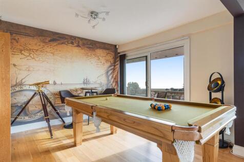 A21 - 83 Wheatlands Road, Paignton - 251001.jpg